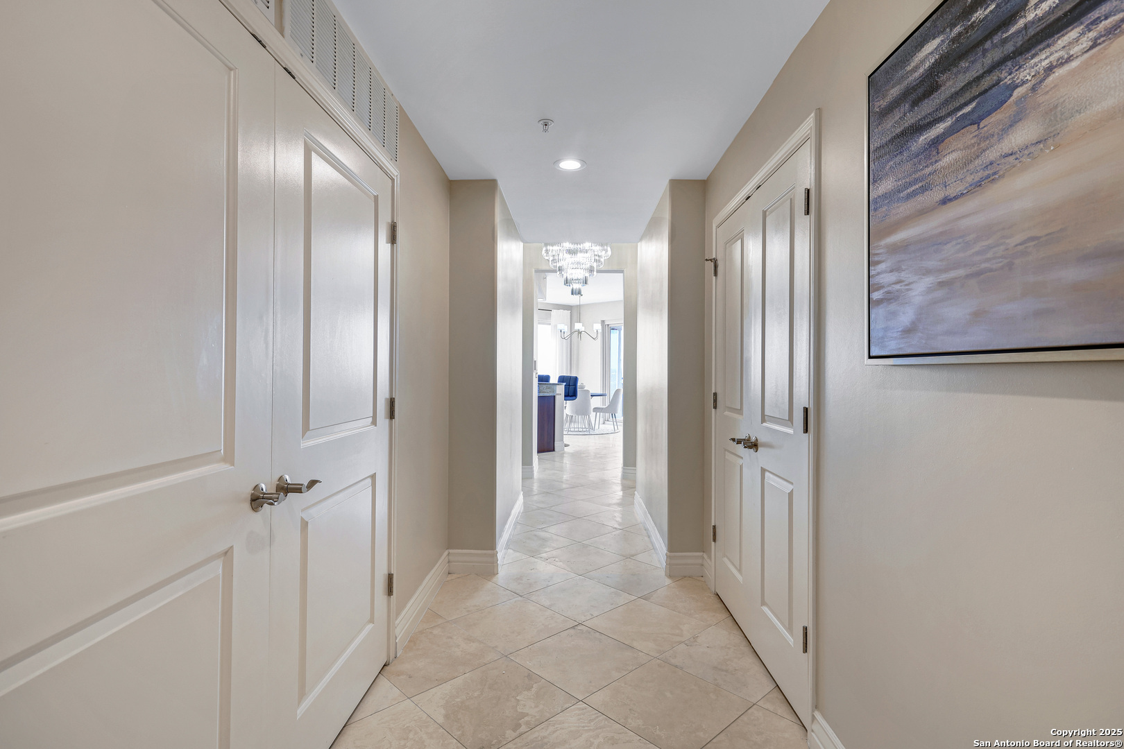 215 Center St Unit: 1307