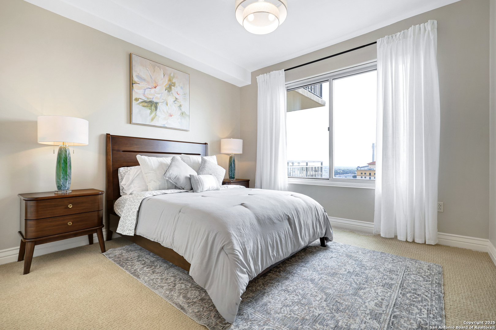215 Center St Unit: 1307