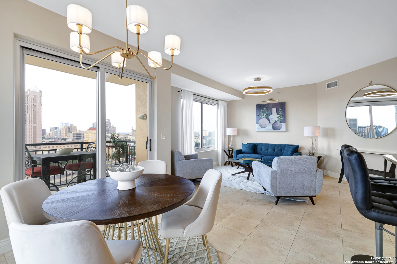 215 Center St Unit: 1307