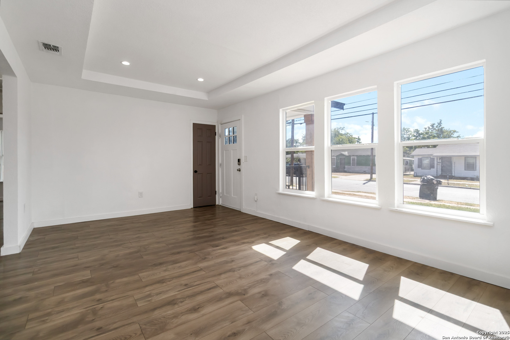2131 Burnet