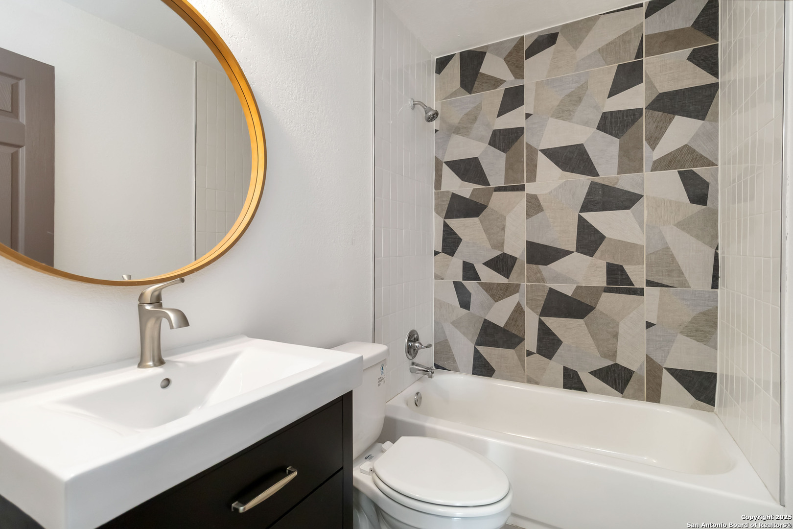2131 Burnet