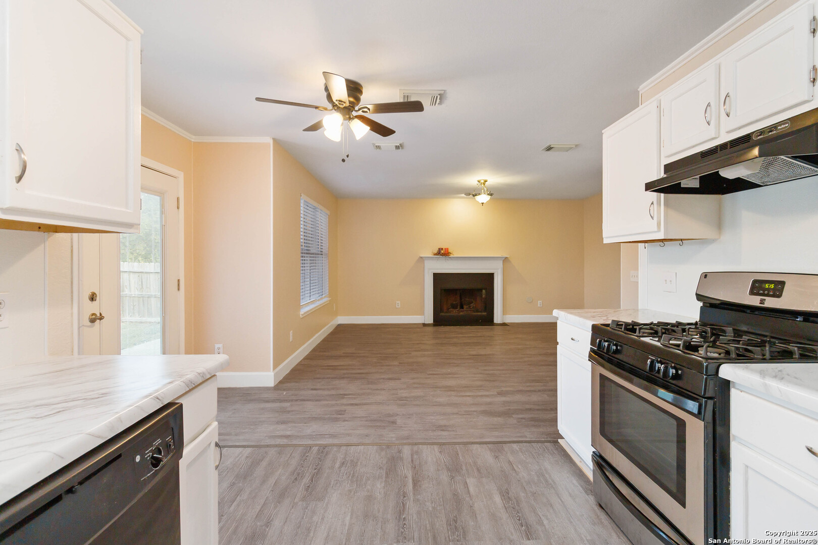 10638 Mustang Ridge