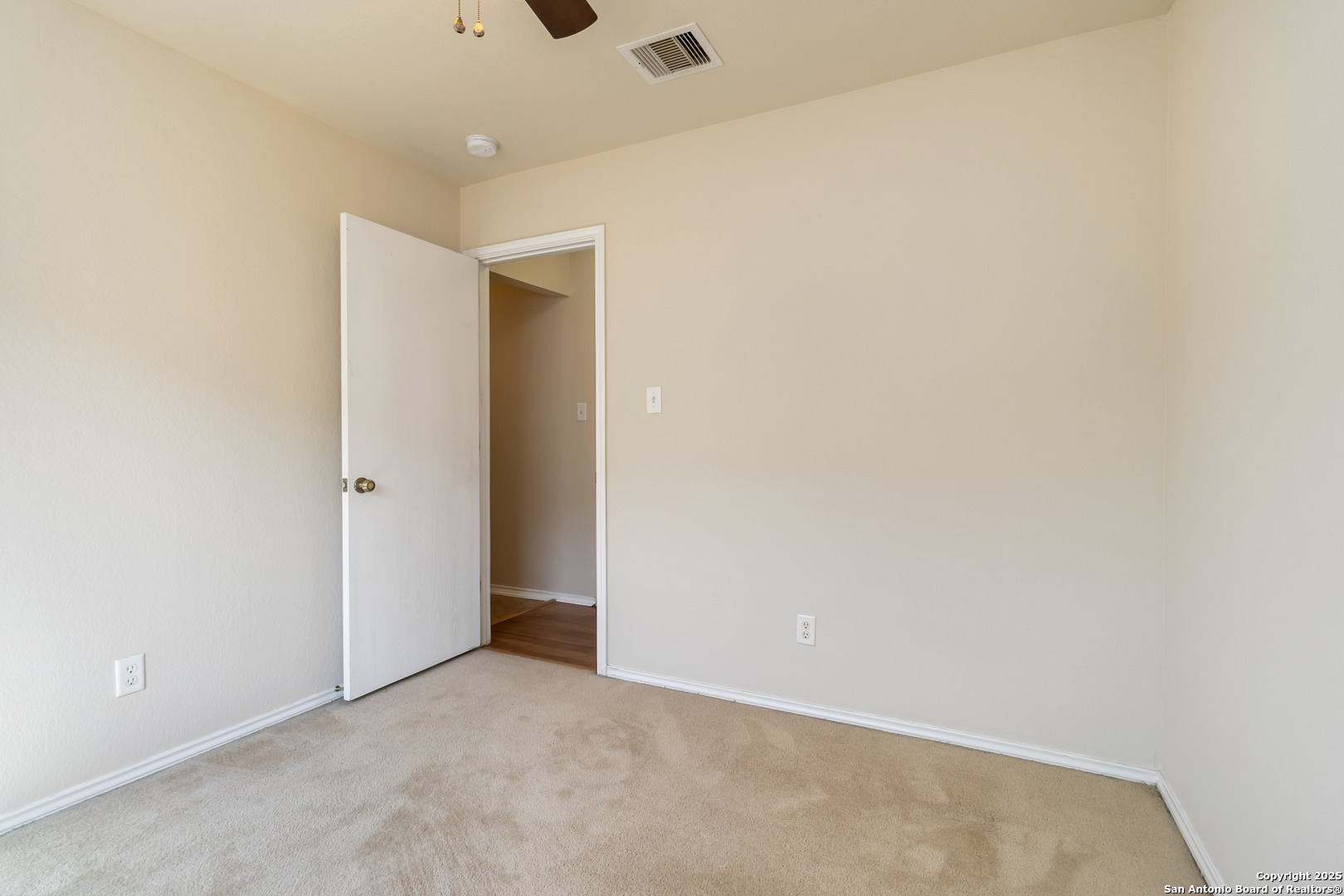 9906 Barhill Bay