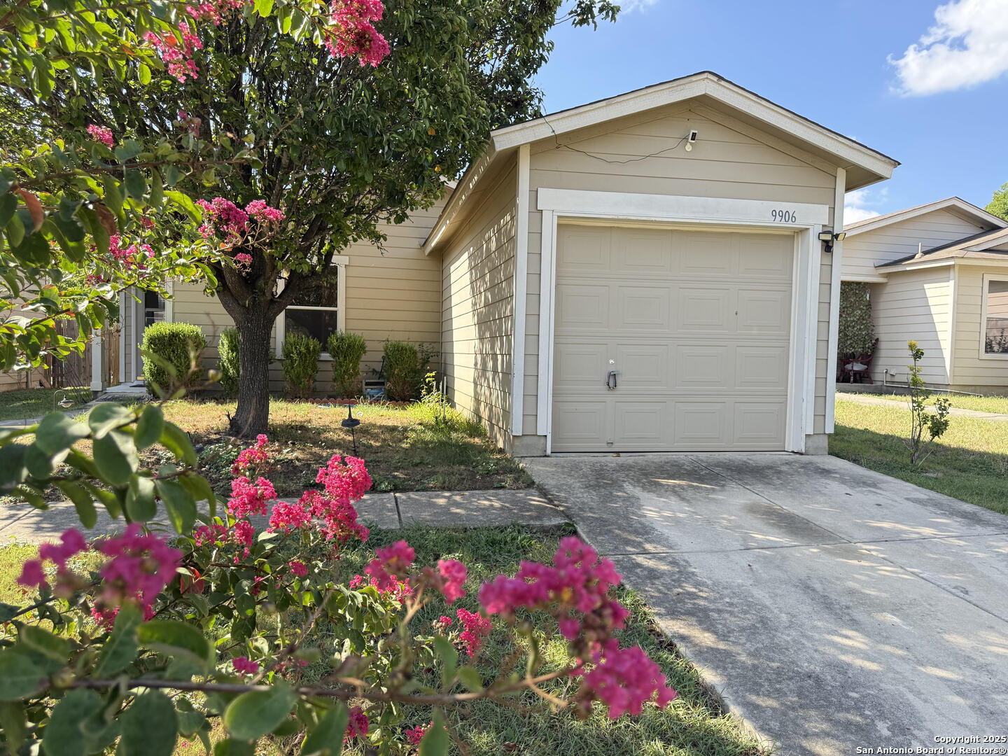 9906 Barhill Bay