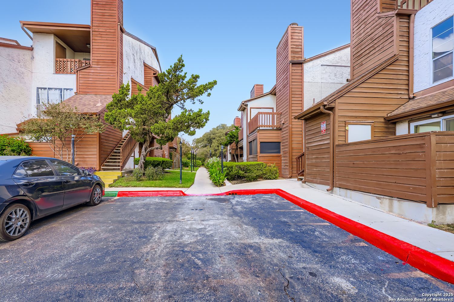 10527 Perrin Beitel A212