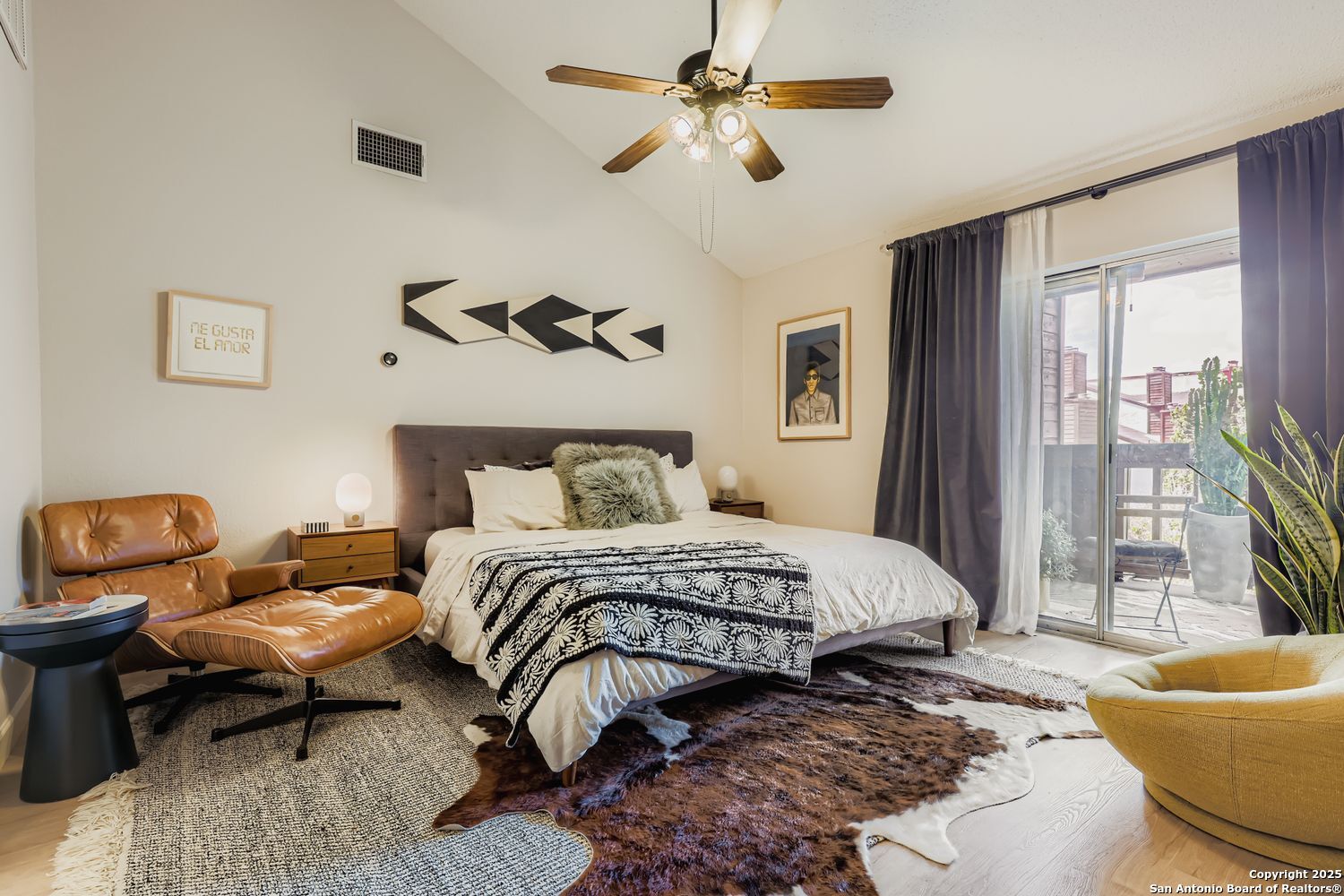 10527 Perrin Beitel A212