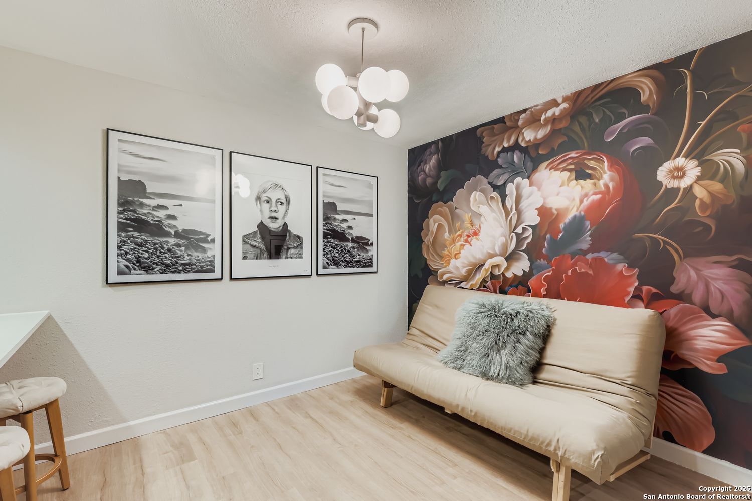 10527 Perrin Beitel A212