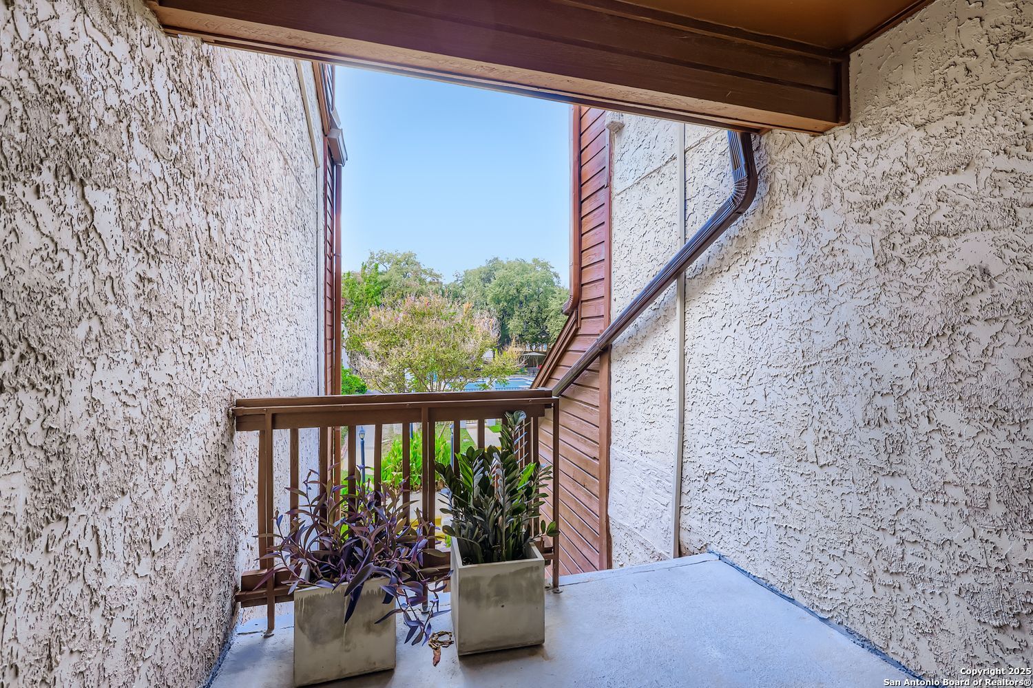 10527 Perrin Beitel A212