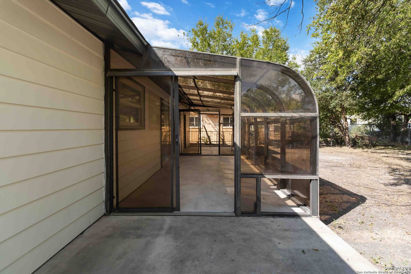 5435 Greyrock