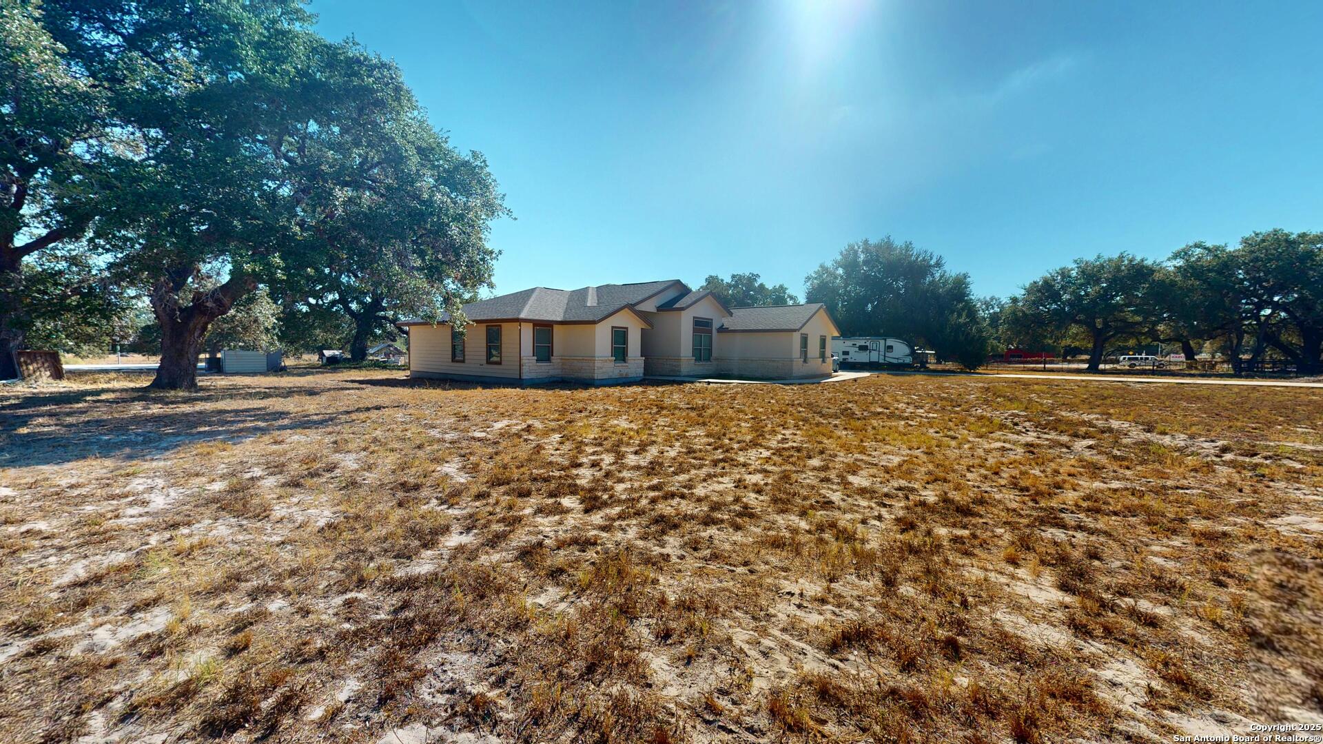 3992 Fm 1784
