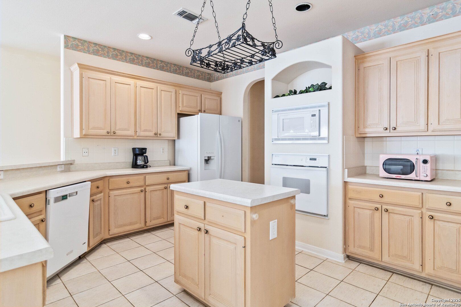 13310 Bow Heights