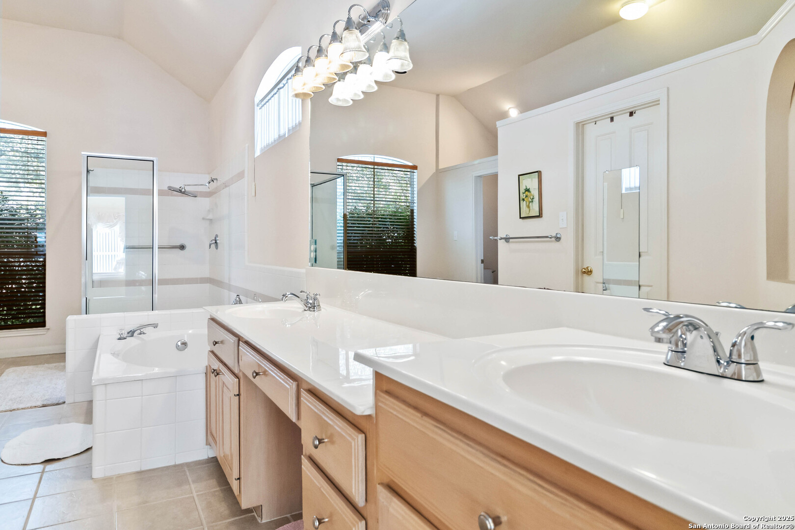 13310 Bow Heights