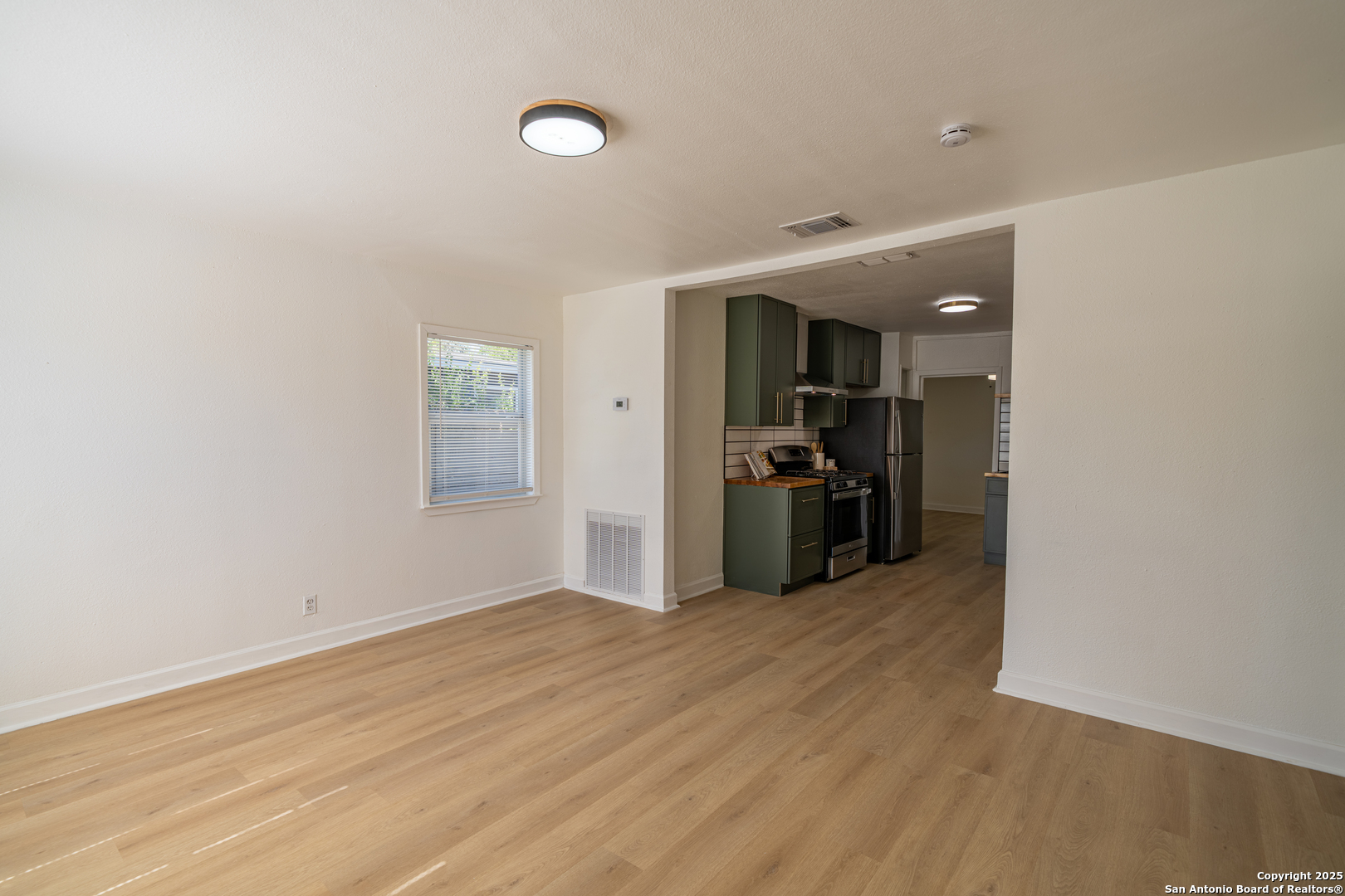 1207 W GERALD A