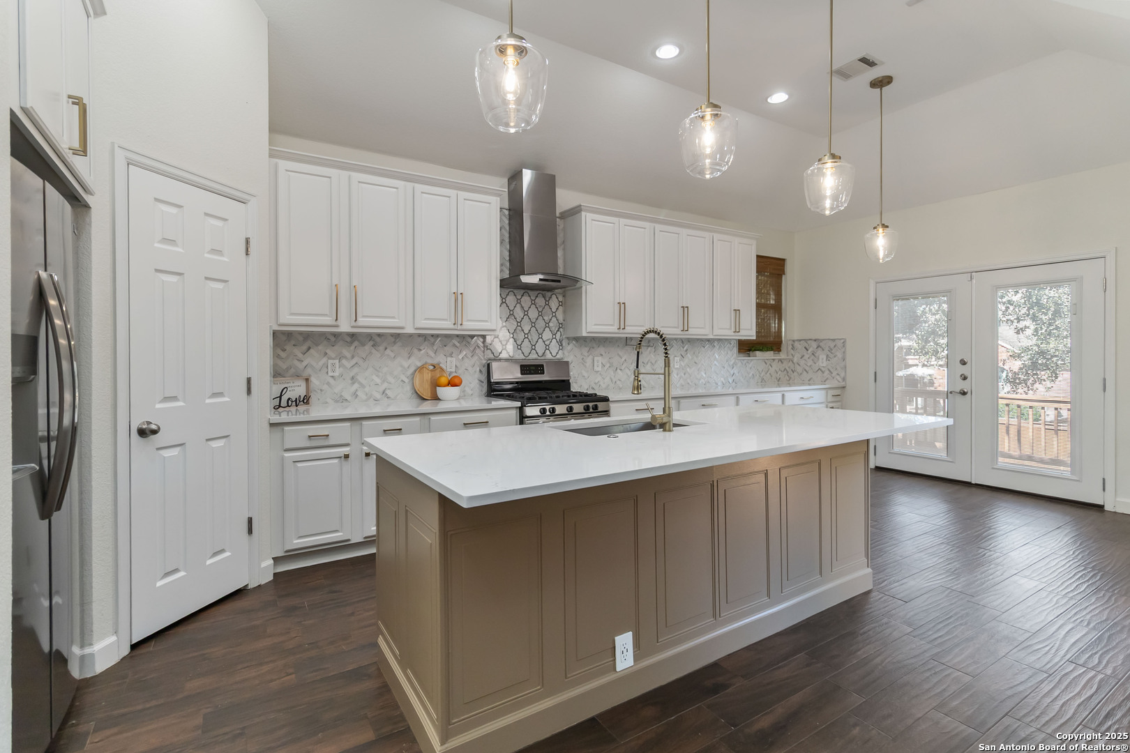 4723 Ranchers Ridge