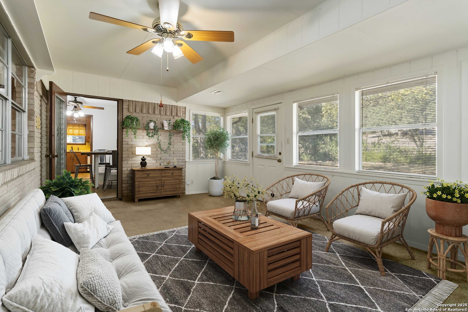 616 Ridgecrest