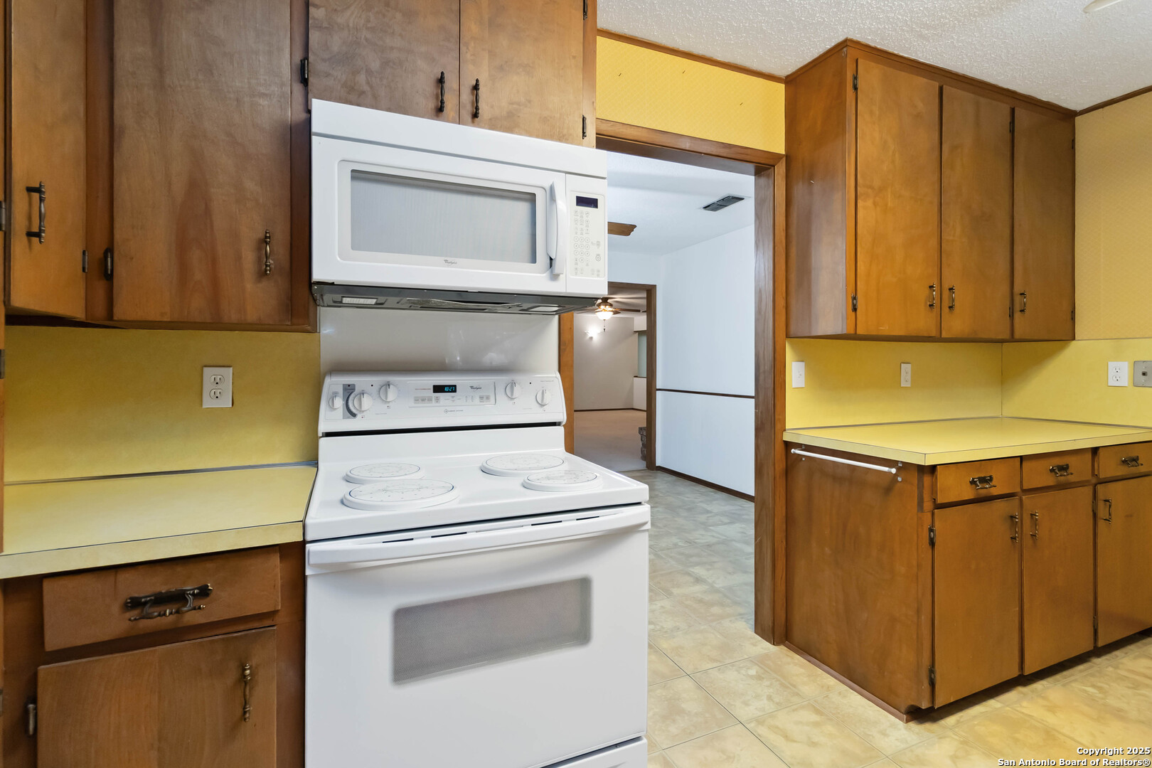 616 Ridgecrest