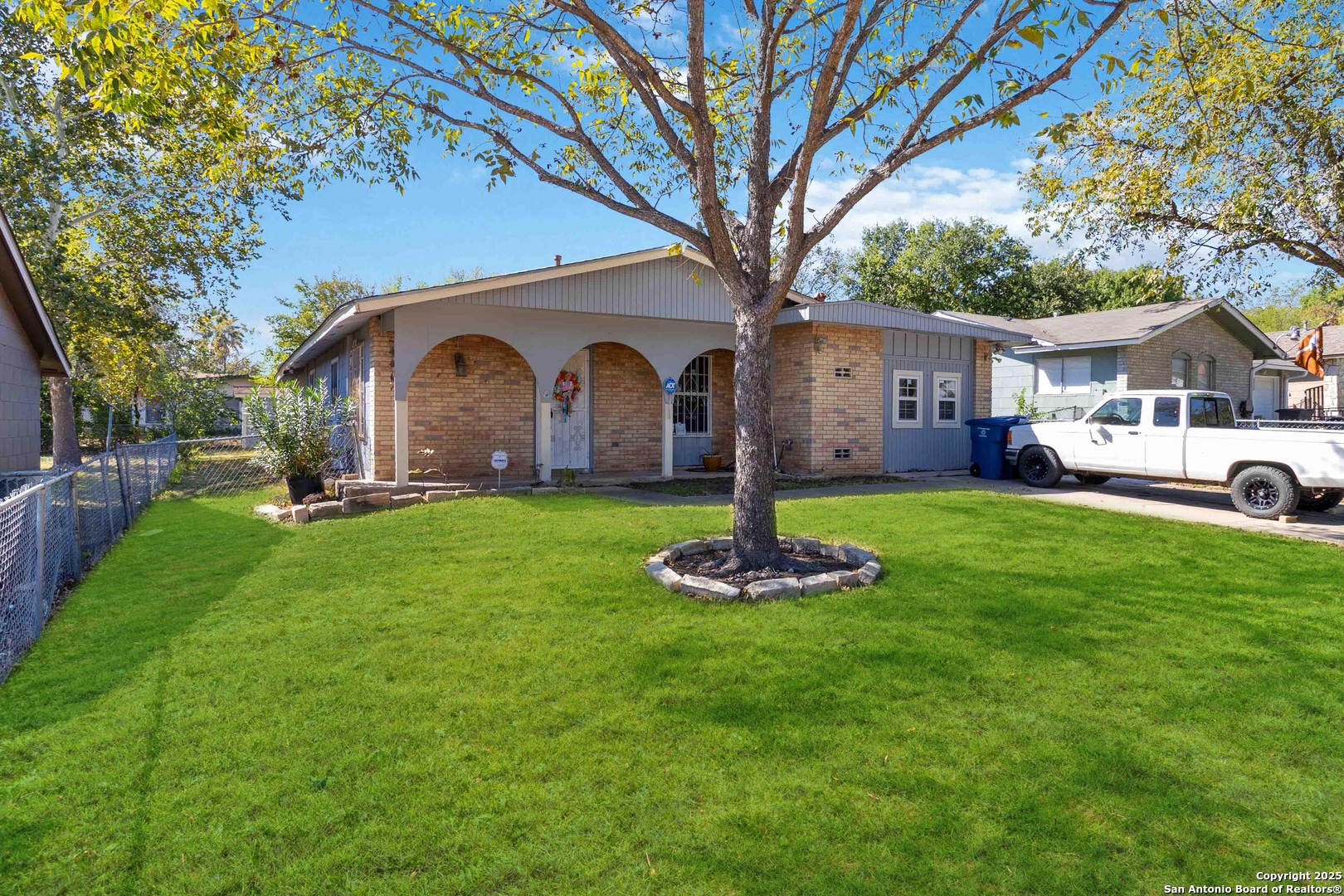 6034 topcroft