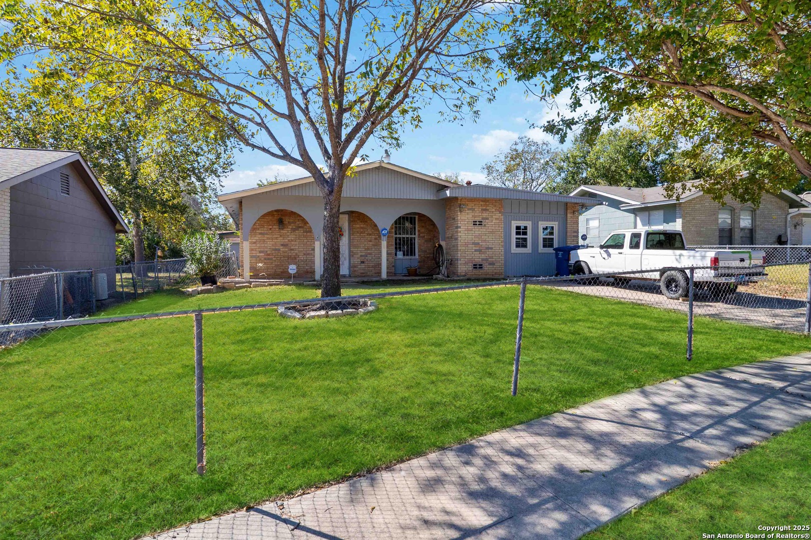 6034 topcroft