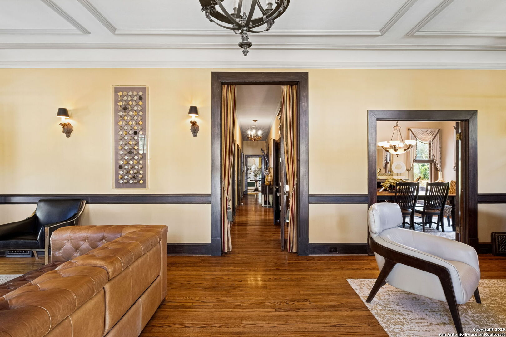 308 W Summit Ave