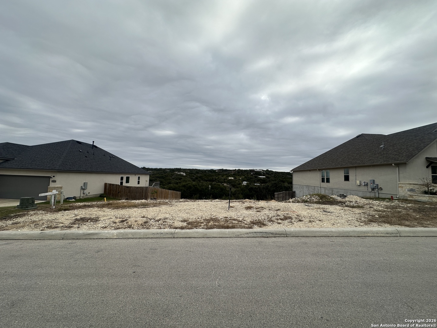 28010 Versant Hills