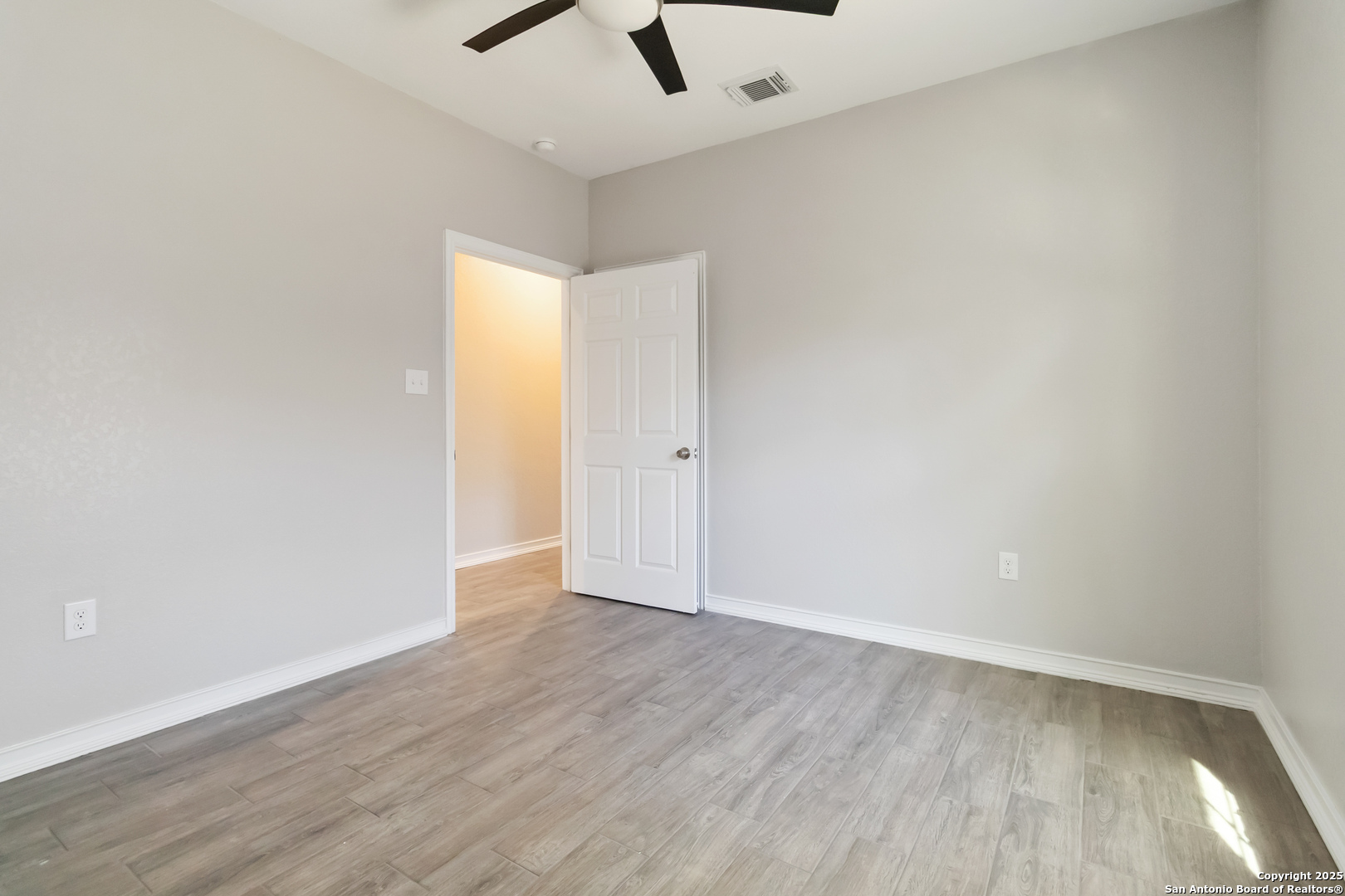1611 Santa Rita