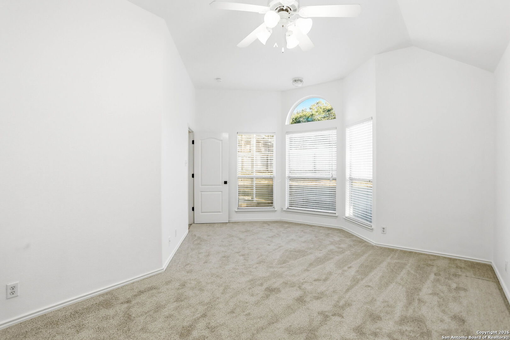 14634 Triple Crown