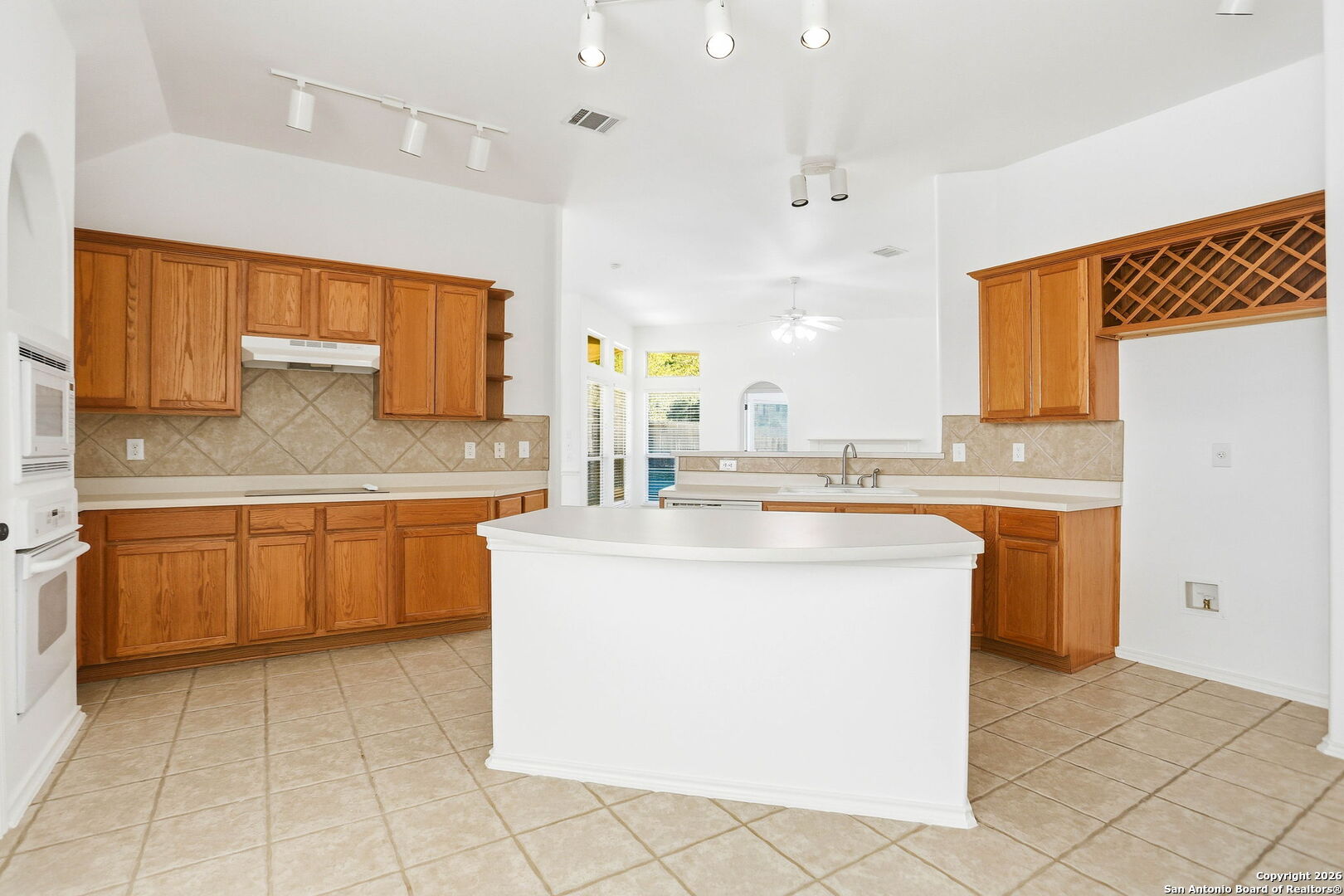 14634 Triple Crown