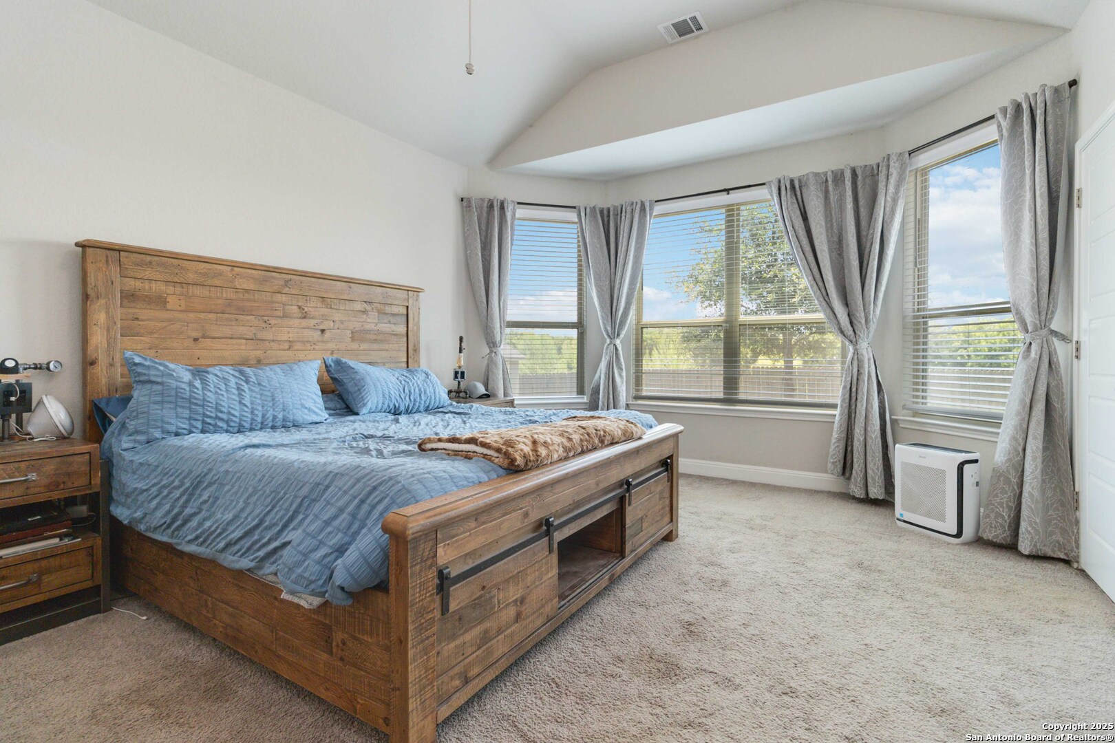 2210 Castello