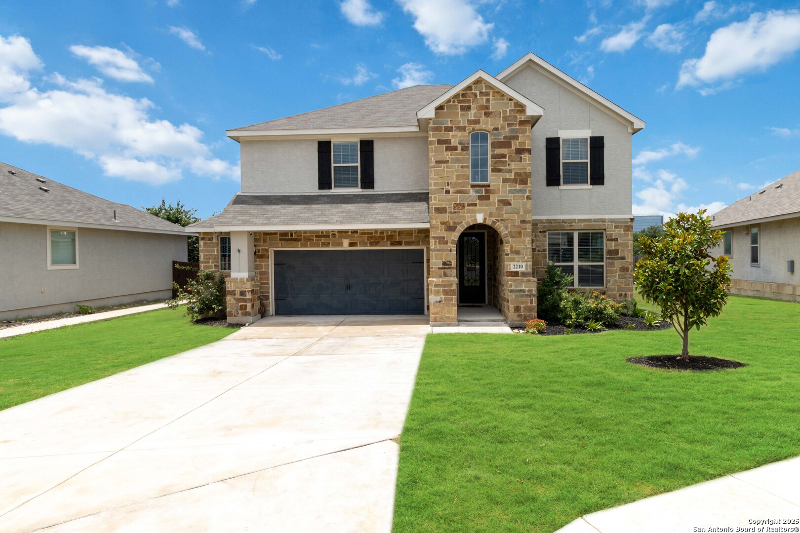 2210 Castello