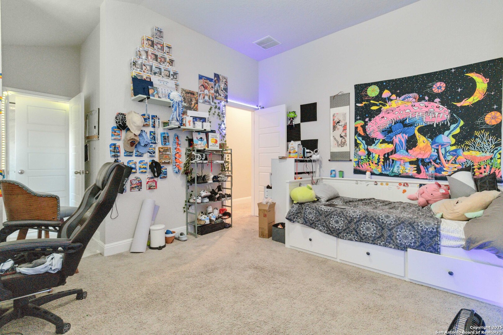 2210 Castello