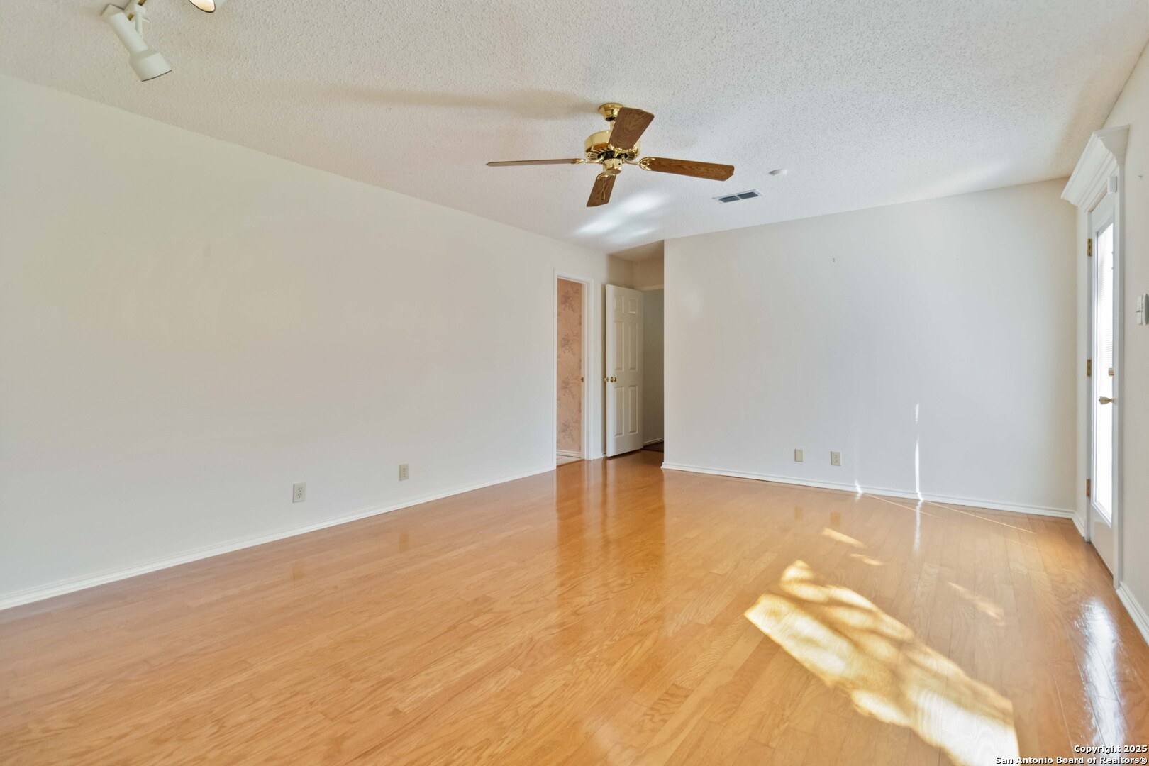 27014 Rocky Hollow