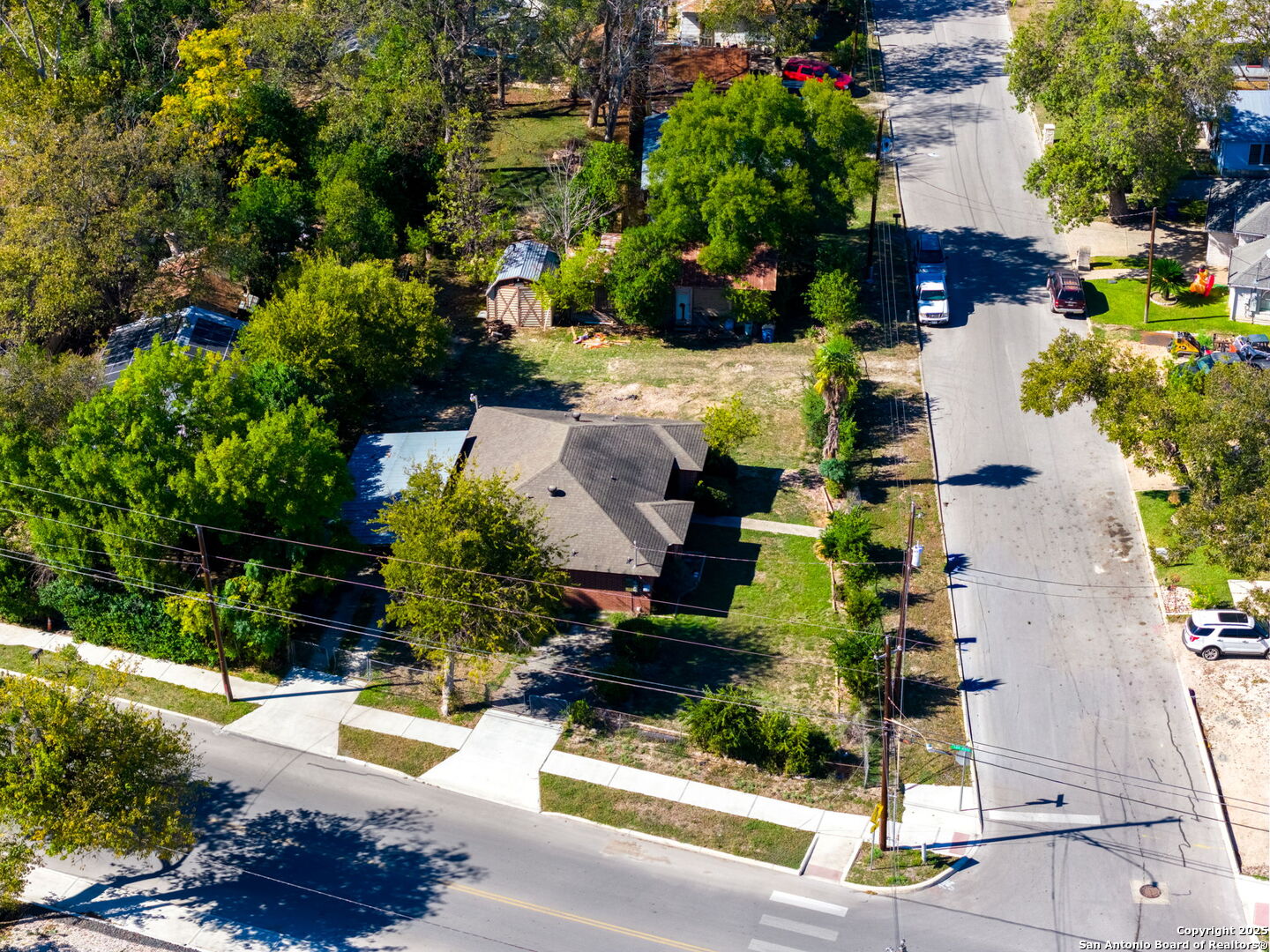135 N Plum Ave