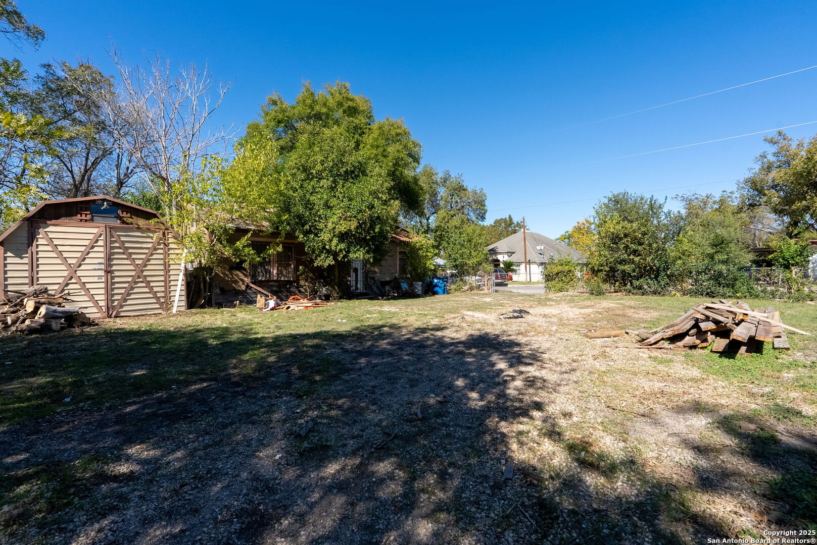 135 N Plum Ave