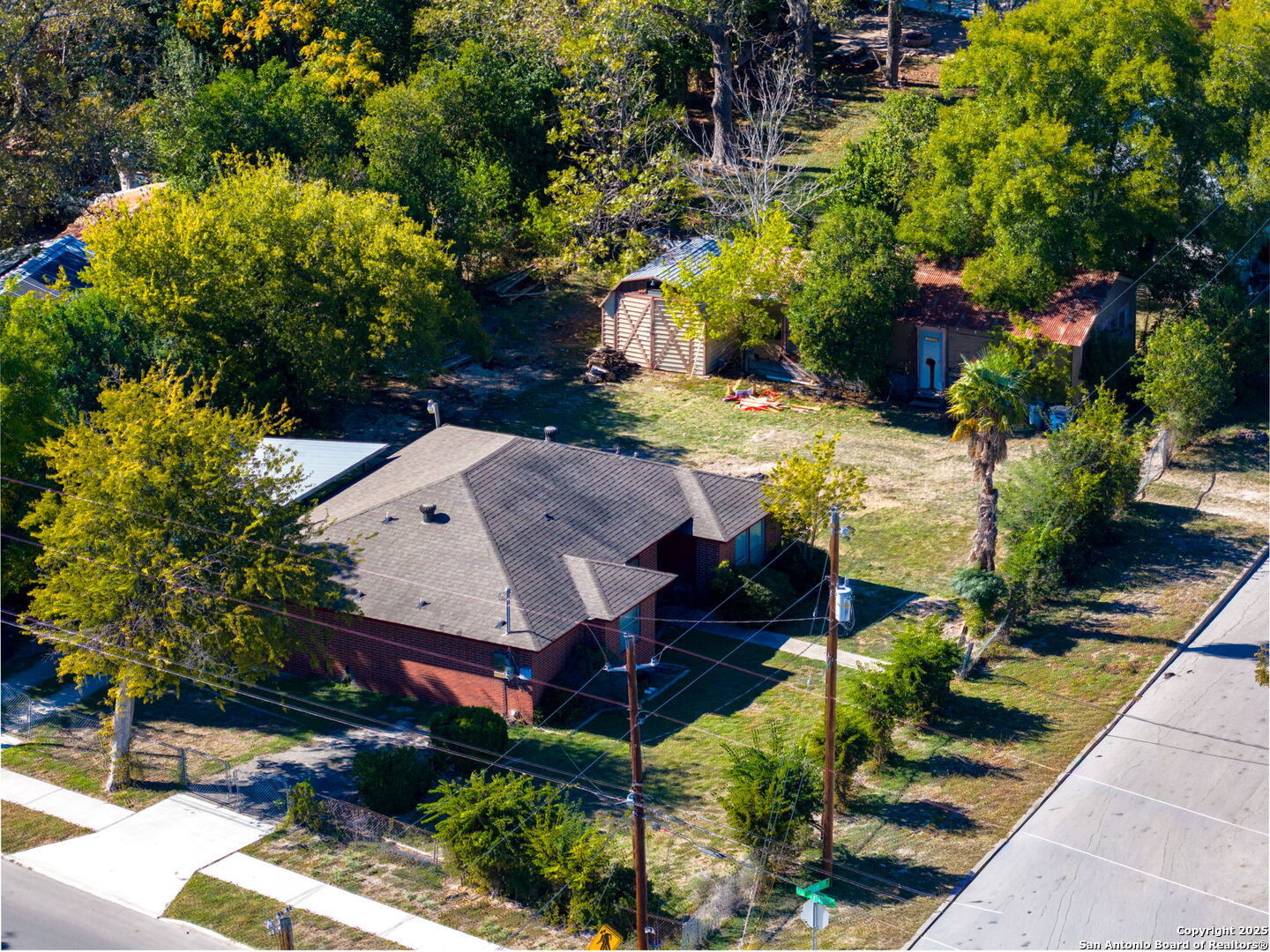 135 N Plum Ave