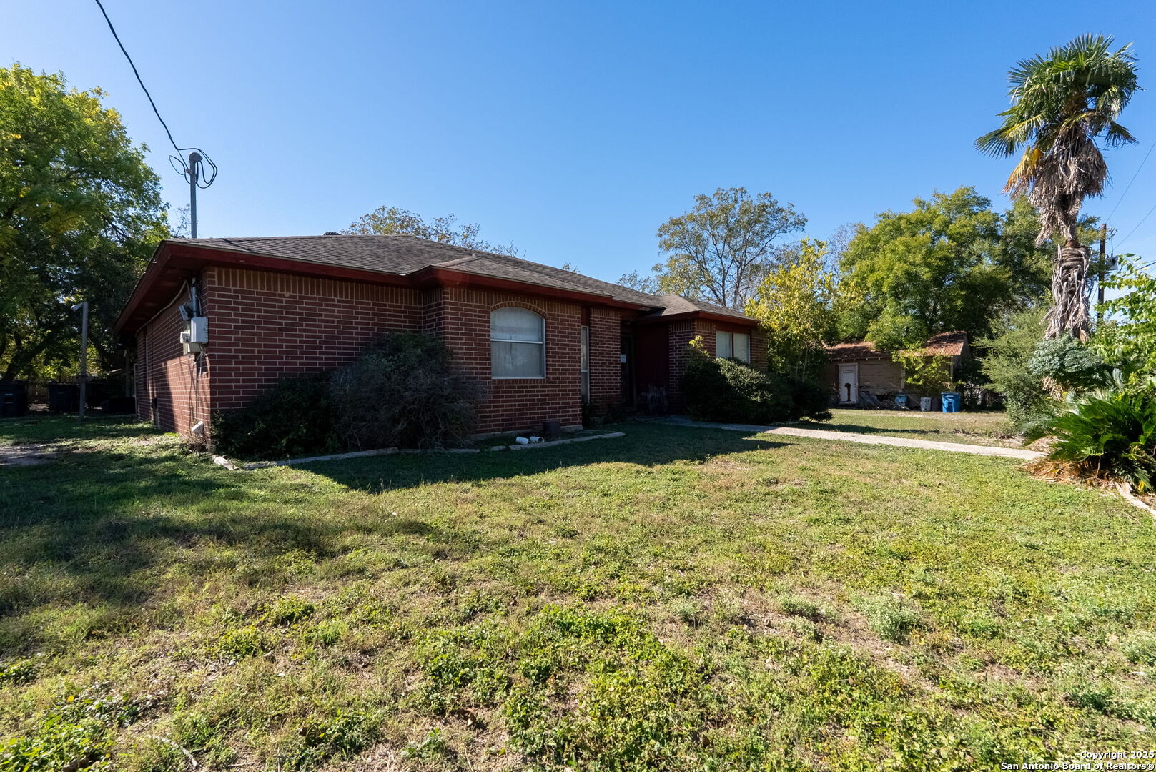 135 N Plum Ave