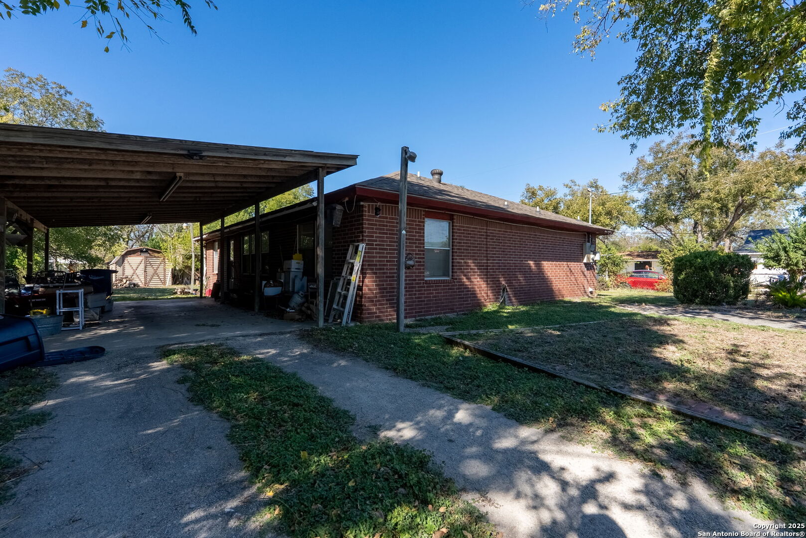 135 N Plum Ave