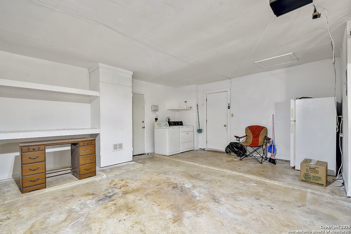 323 Shin Oak