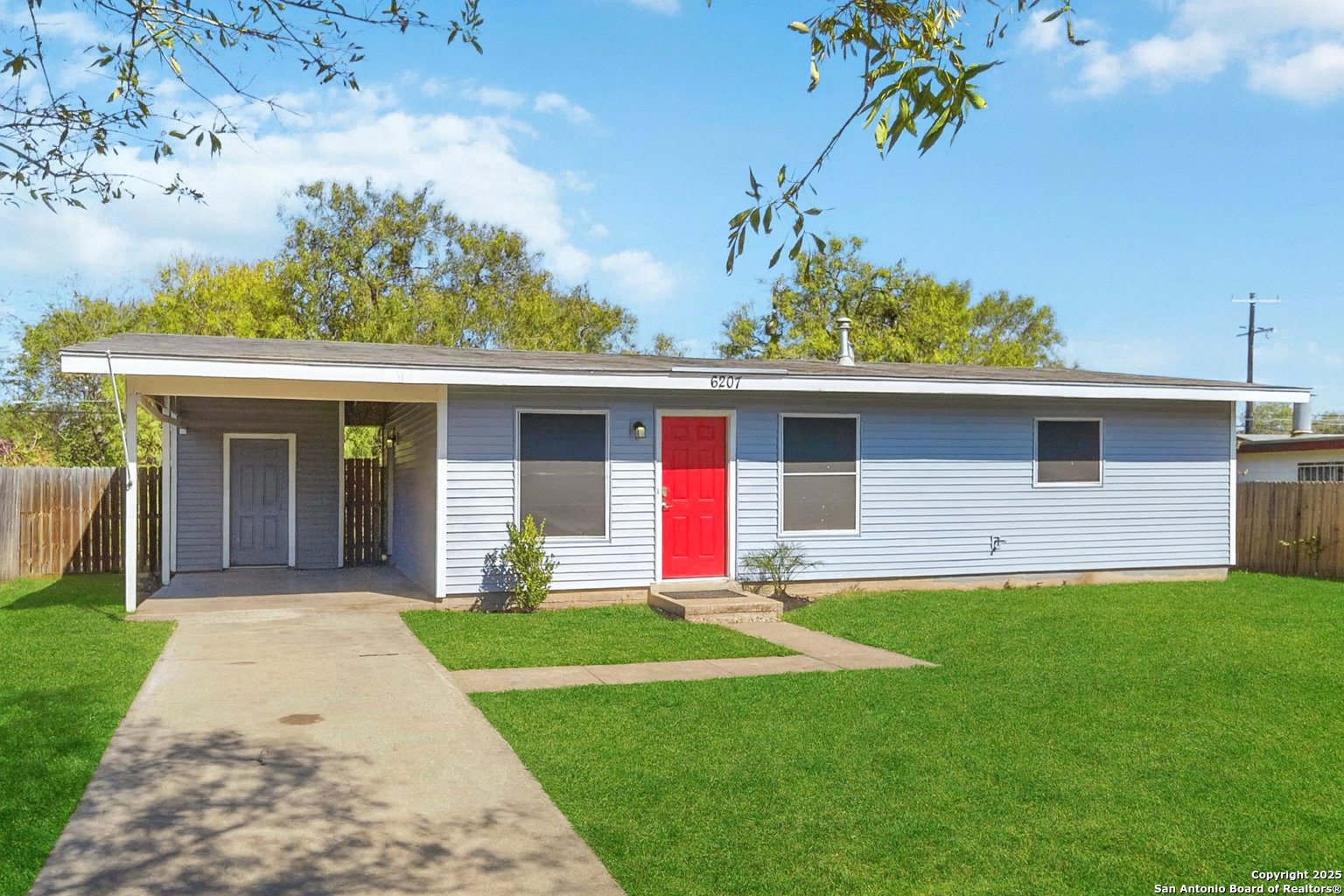6207 Deer Valley