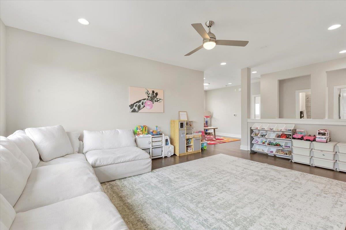 12801 Veronese DR