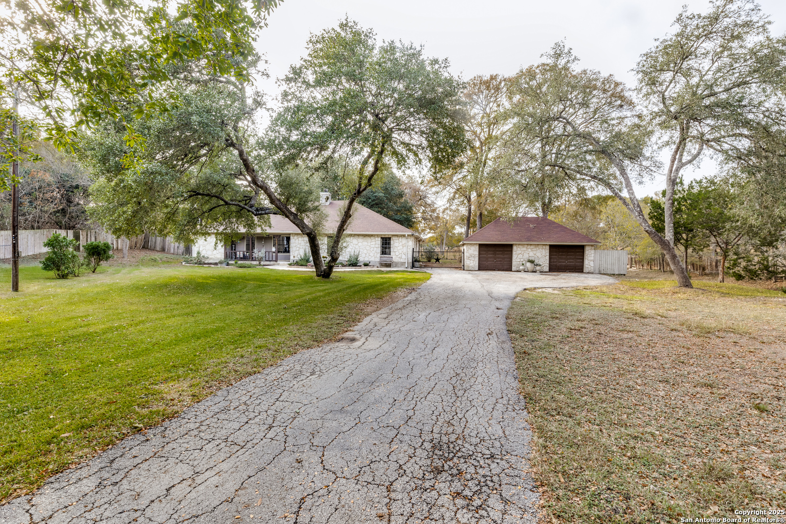 104 Whippoorwill Ct