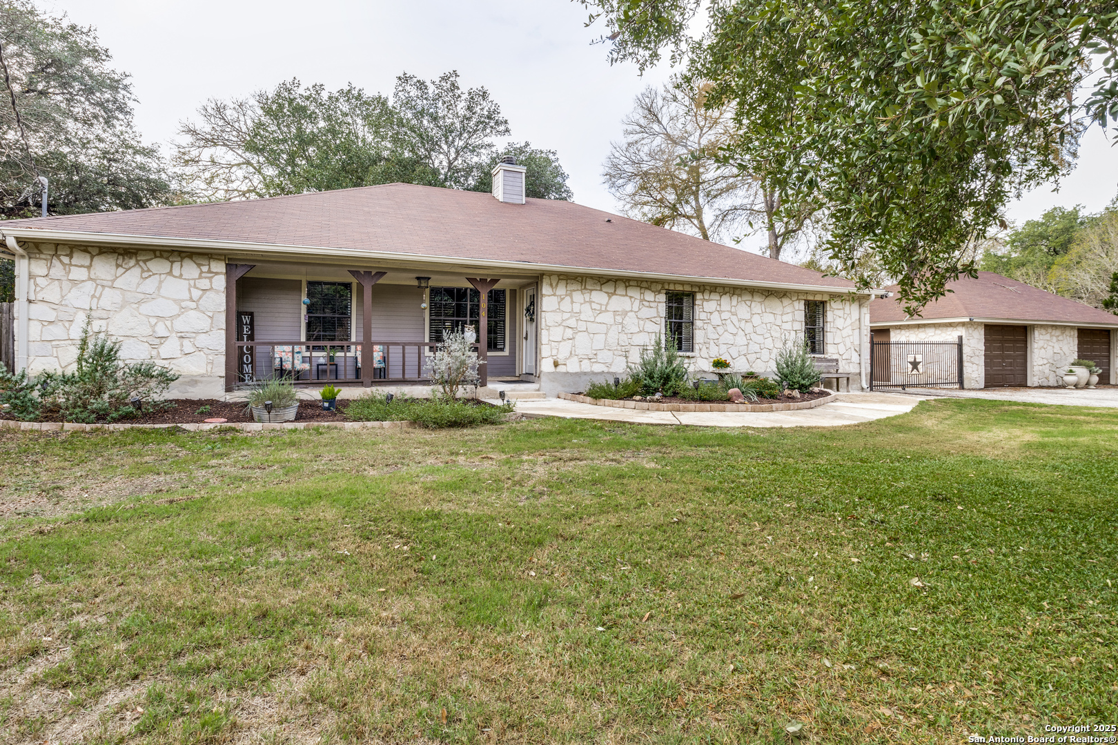 104 Whippoorwill Ct