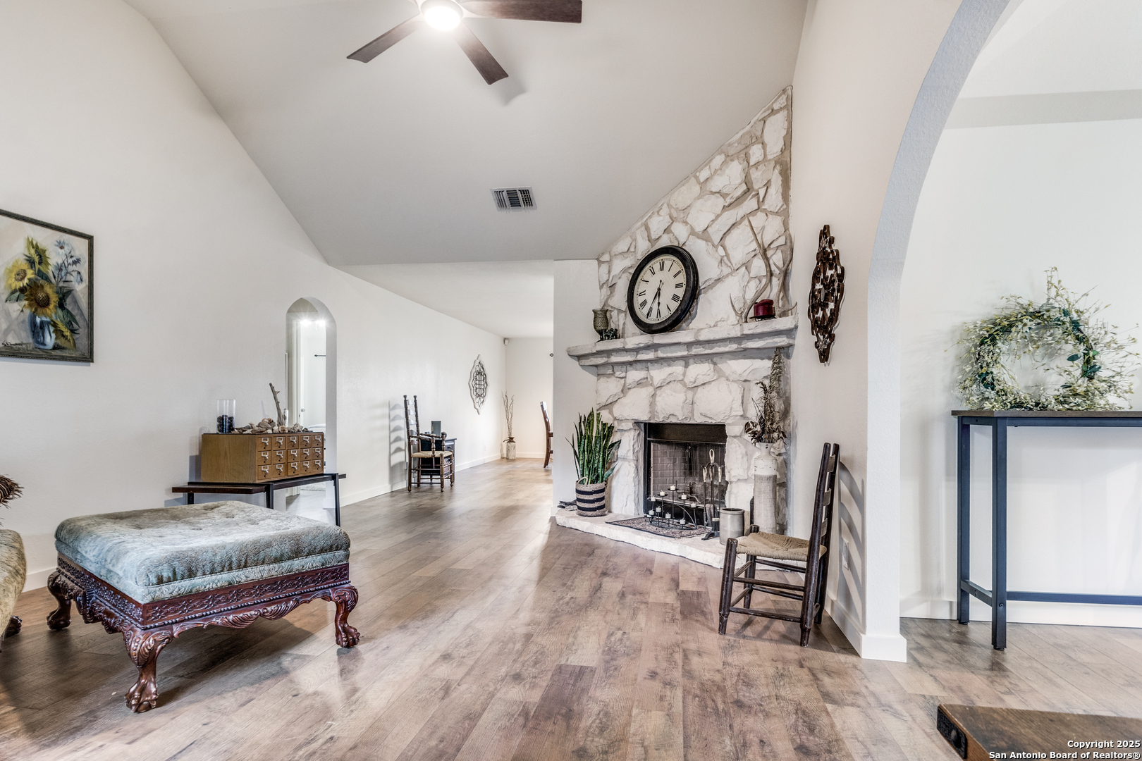 104 Whippoorwill Ct