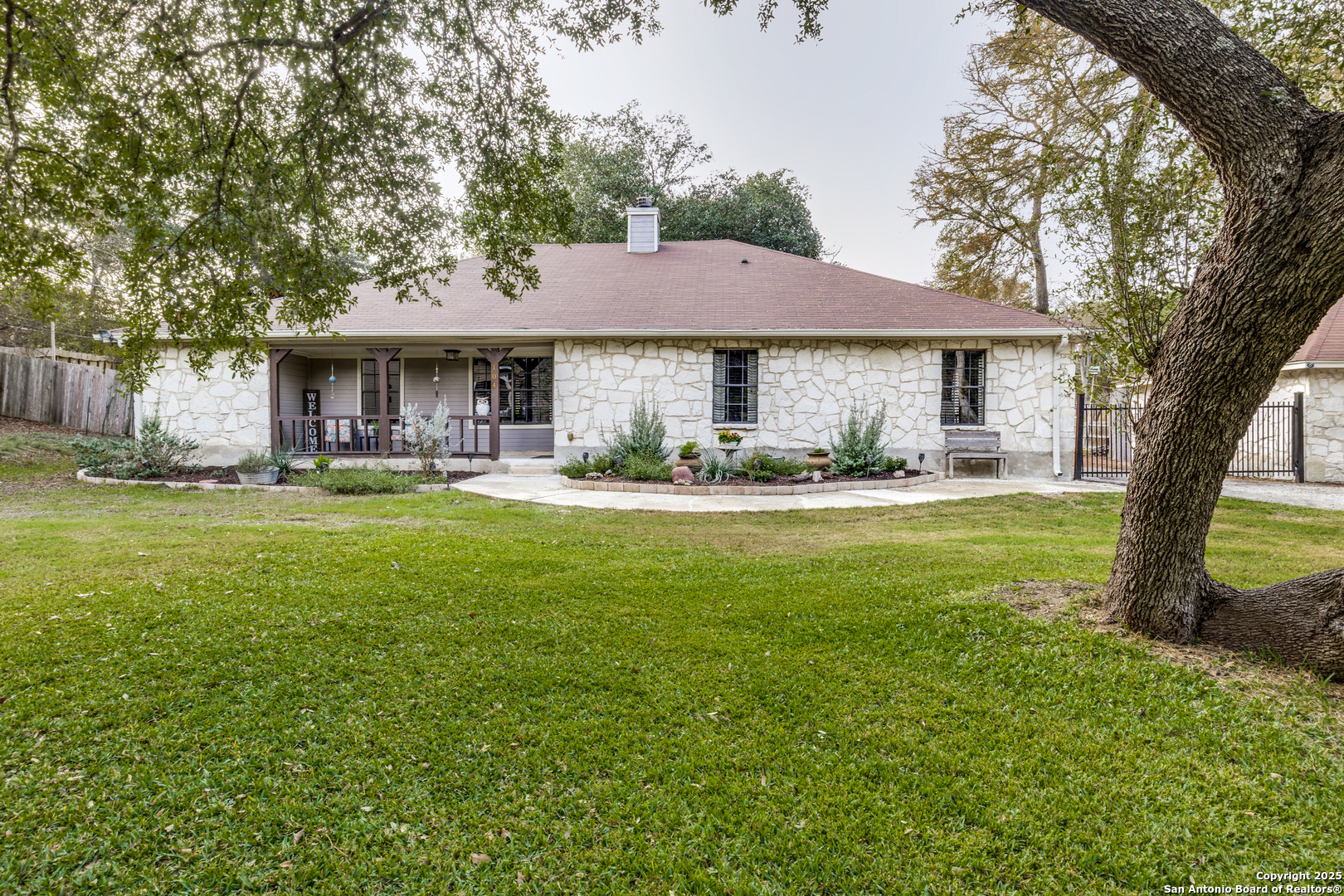 104 Whippoorwill Ct