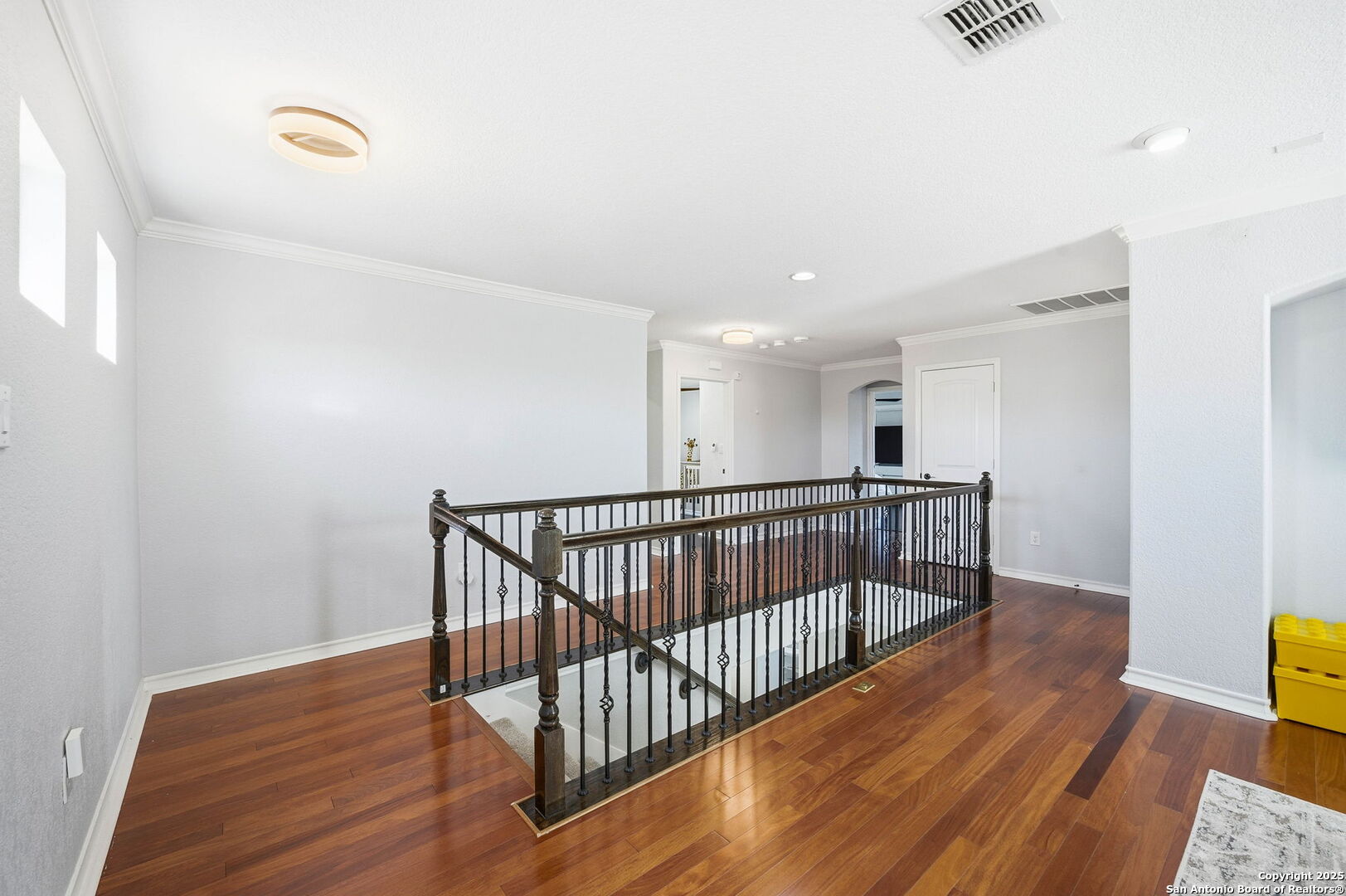 18022 Muir Glen