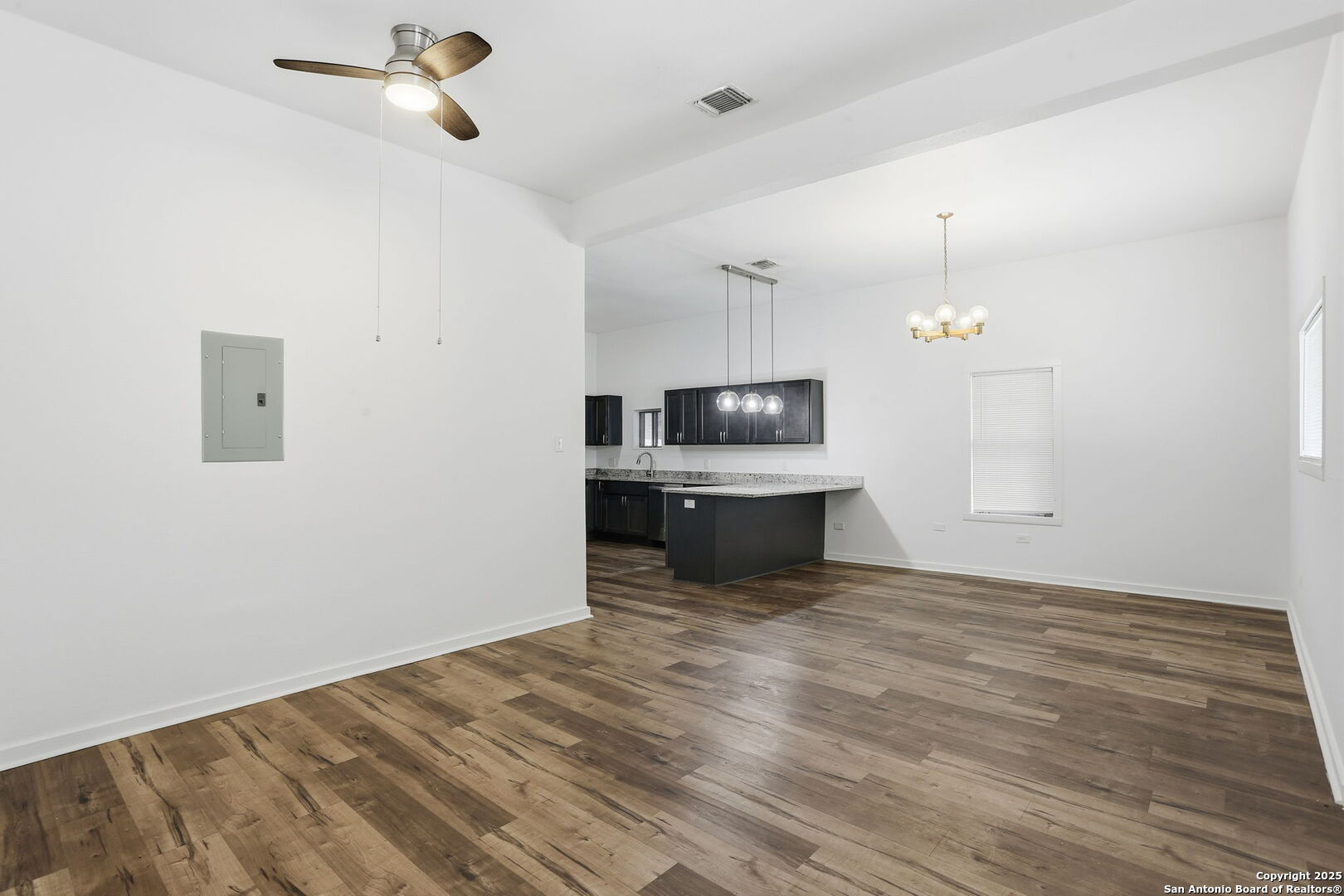105 Dewitt