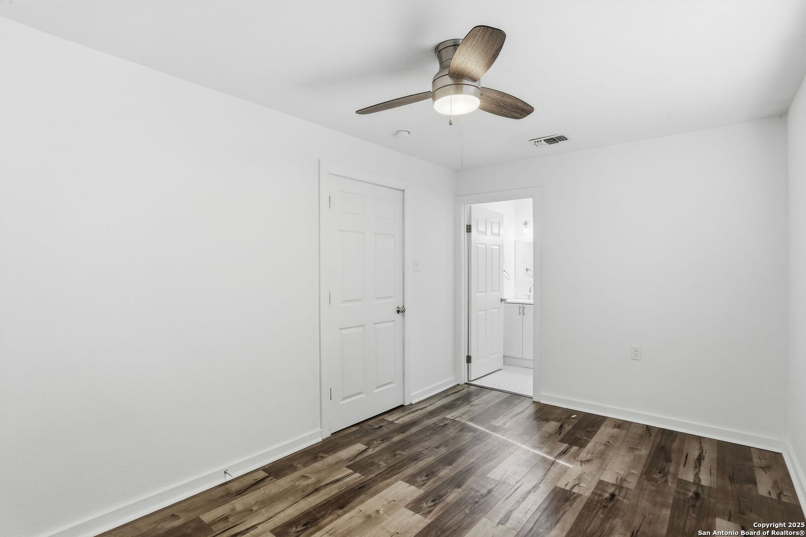 105 Dewitt