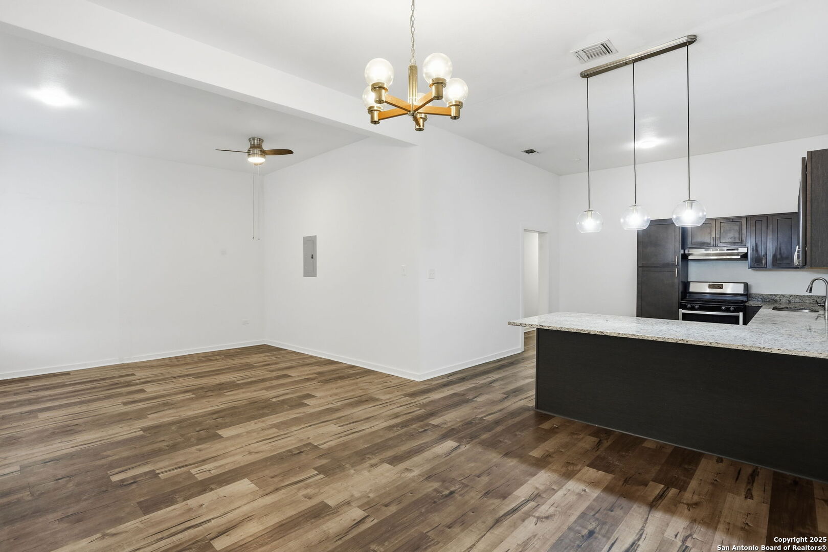 105 Dewitt