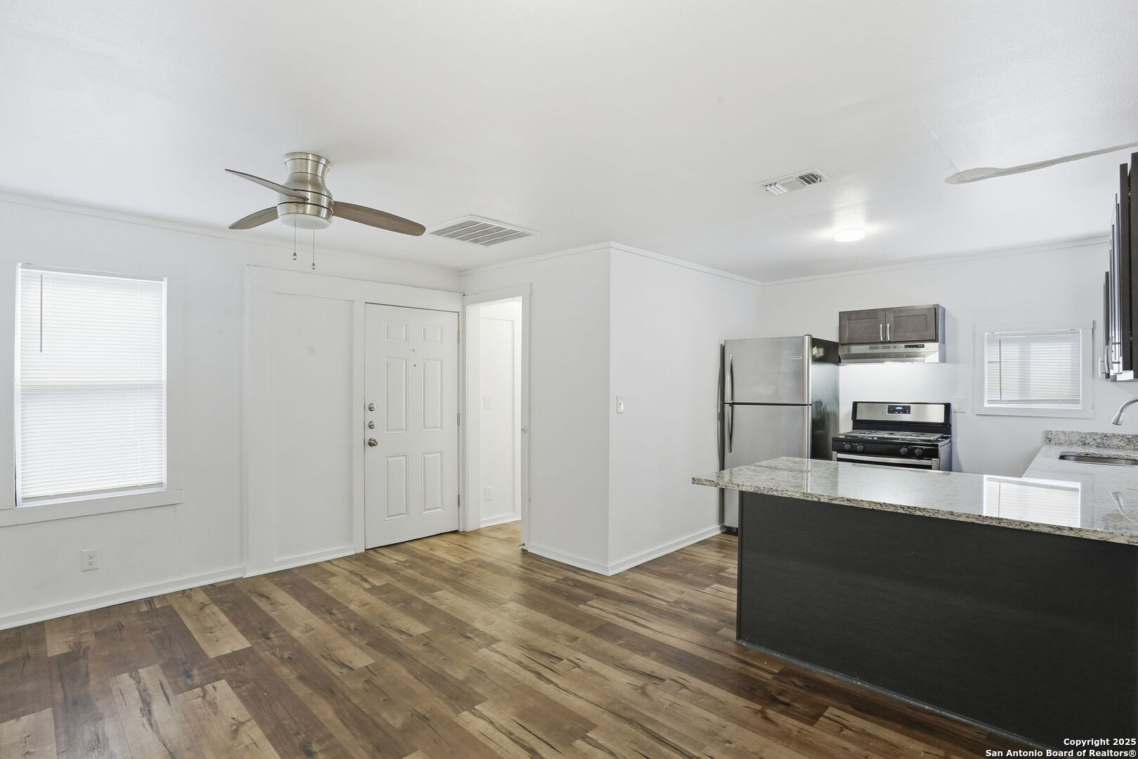 105 Dewitt