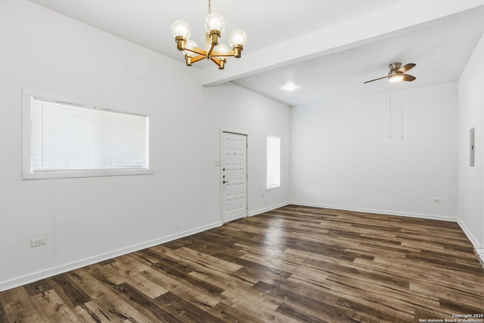 105 Dewitt