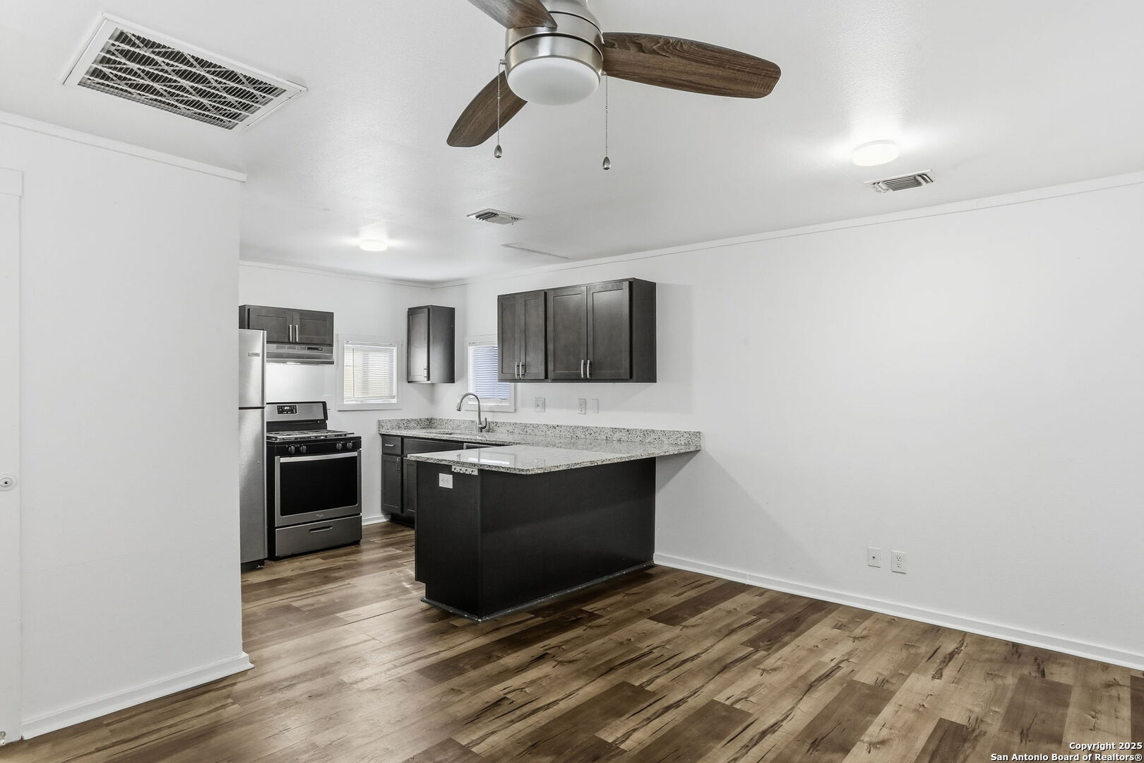 105 Dewitt
